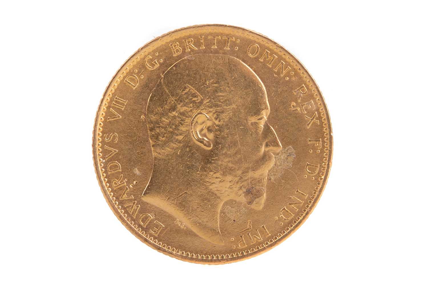 Lot 36 - AN EDWARD VII GOLD SOVEREIGN DATED 1902