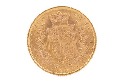 Lot 44 - A VICTORIA GOLD SOVEREIGN DATED 1871