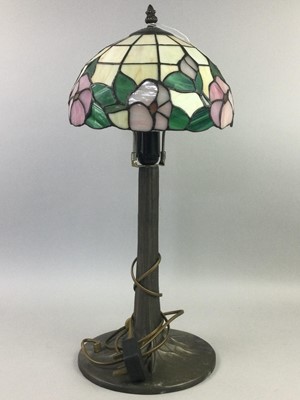 Lot 166 - A TIFFANY STYLE TABLE LAMP
