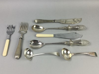 Lot 92 - A LOT OF PLATED SERVERS AND CUTLERY