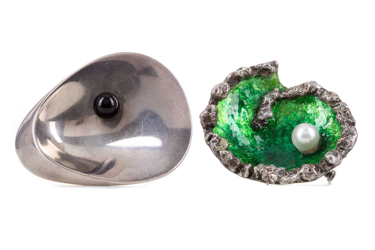 Lot 731 - A NANNA DITZEL FOR GEORG JENSEN BROOCH AND ONE OTHER