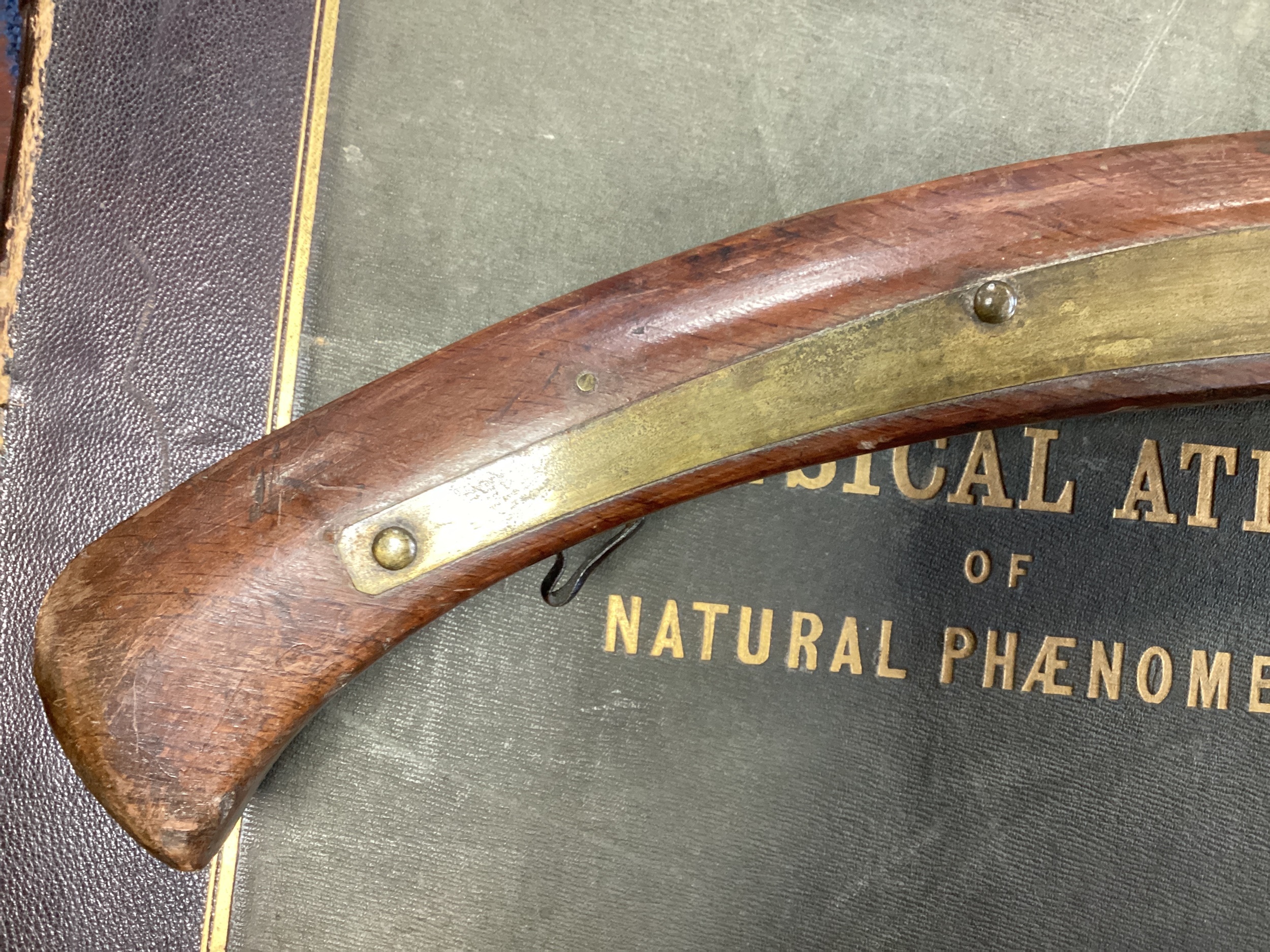 Lot 2 - A 19TH CENTURY JAPANESE TANEGASHIMA MATCHLOCK