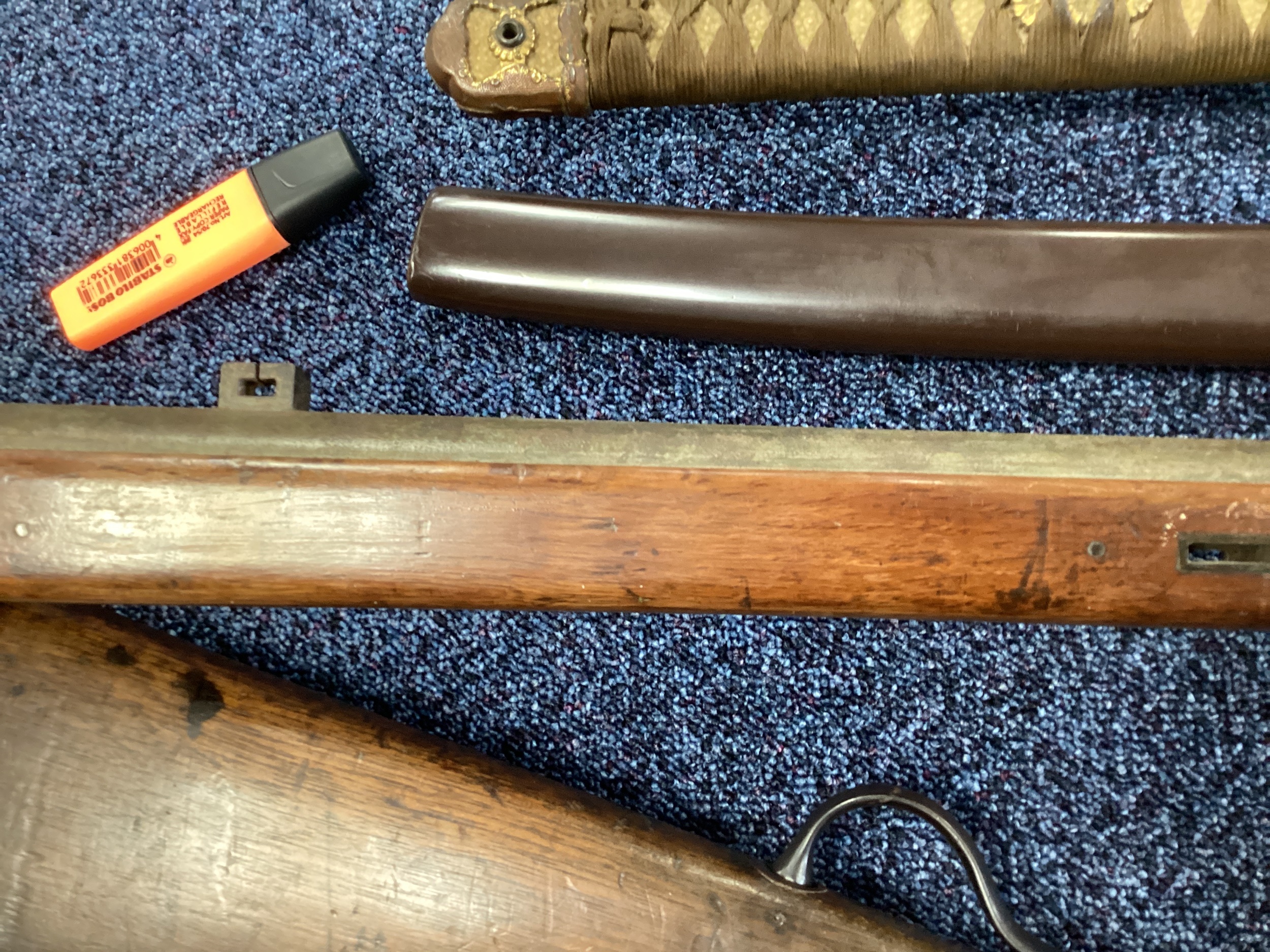 Lot 2 - A 19TH CENTURY JAPANESE TANEGASHIMA MATCHLOCK