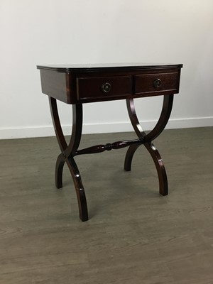 Lot 394 - A 20TH CENTURY MAHOGANY SIDE TABLE AND A CORNER OCCASIONAL TABLE