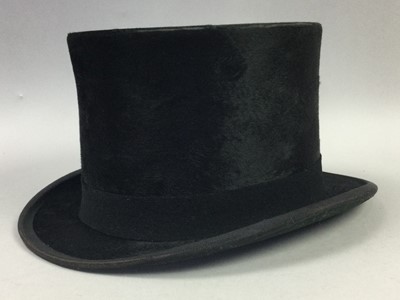 Lot 112 - A VINTAGE TOPHAT BY WOODROW OF DUBLIN