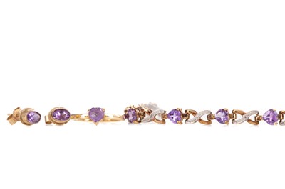 Lot 414 - A COLLECTION OF AMETHYST JEWELLERY