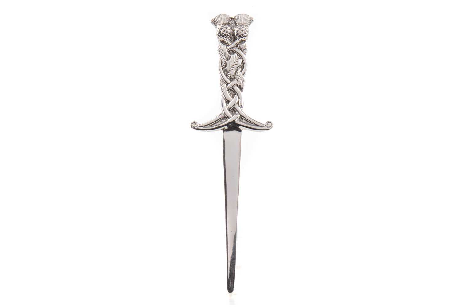 Lot 201 - AN ELIZABETH II CELTIC REVIVAL IONA SILVER LETTER OPENER