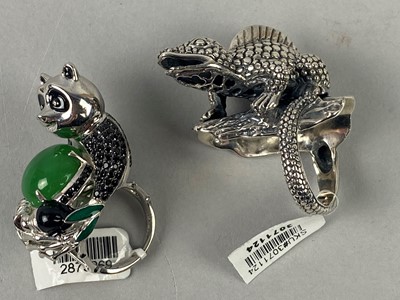 Lot 133 - A LOT OF TWO ANIMAL RINGS