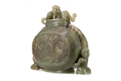 Lot 1219 - A LATE 19TH/EARLY 20TH CENTURY CHINESE JADE LIDDED JAR