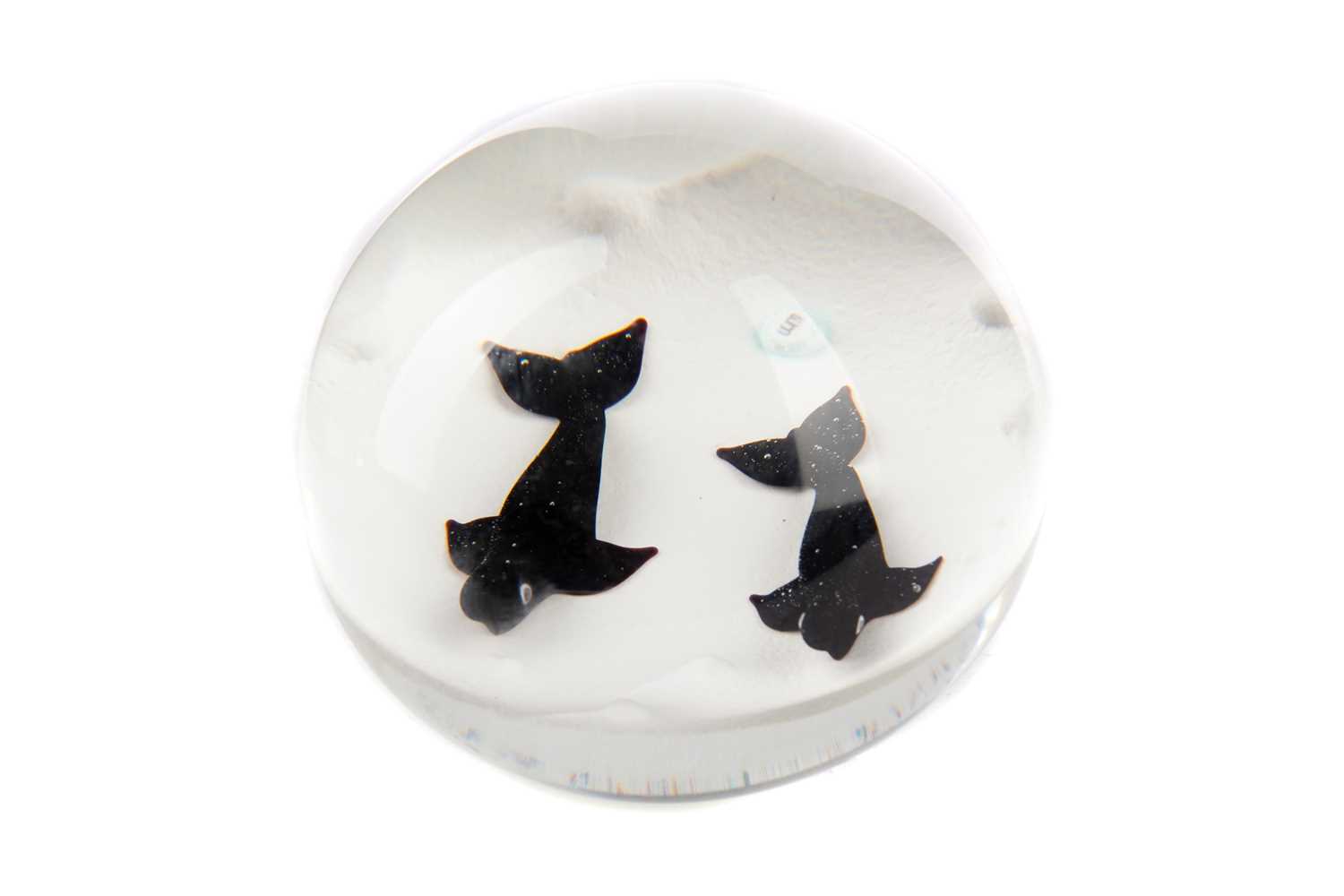 Lot 449 - WILLIAM MANSON GLASS PAPERWEIGHT