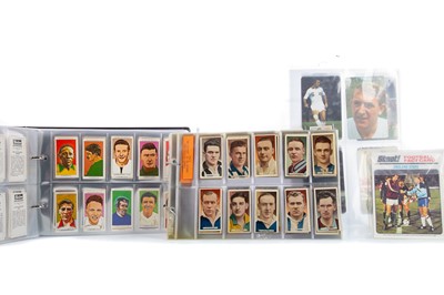 Lot 1600 - A COLLECTION OF FOOTBALL CIGARETTE CARDS