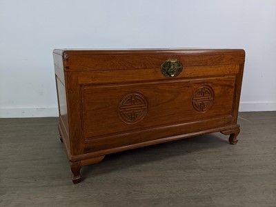 Lot 400 - A CHINESE BLANKET CHEST