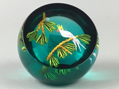 Lot 368 - A WILLIAM MANSON CAITHNESS GLASS PAPERWEIGHT