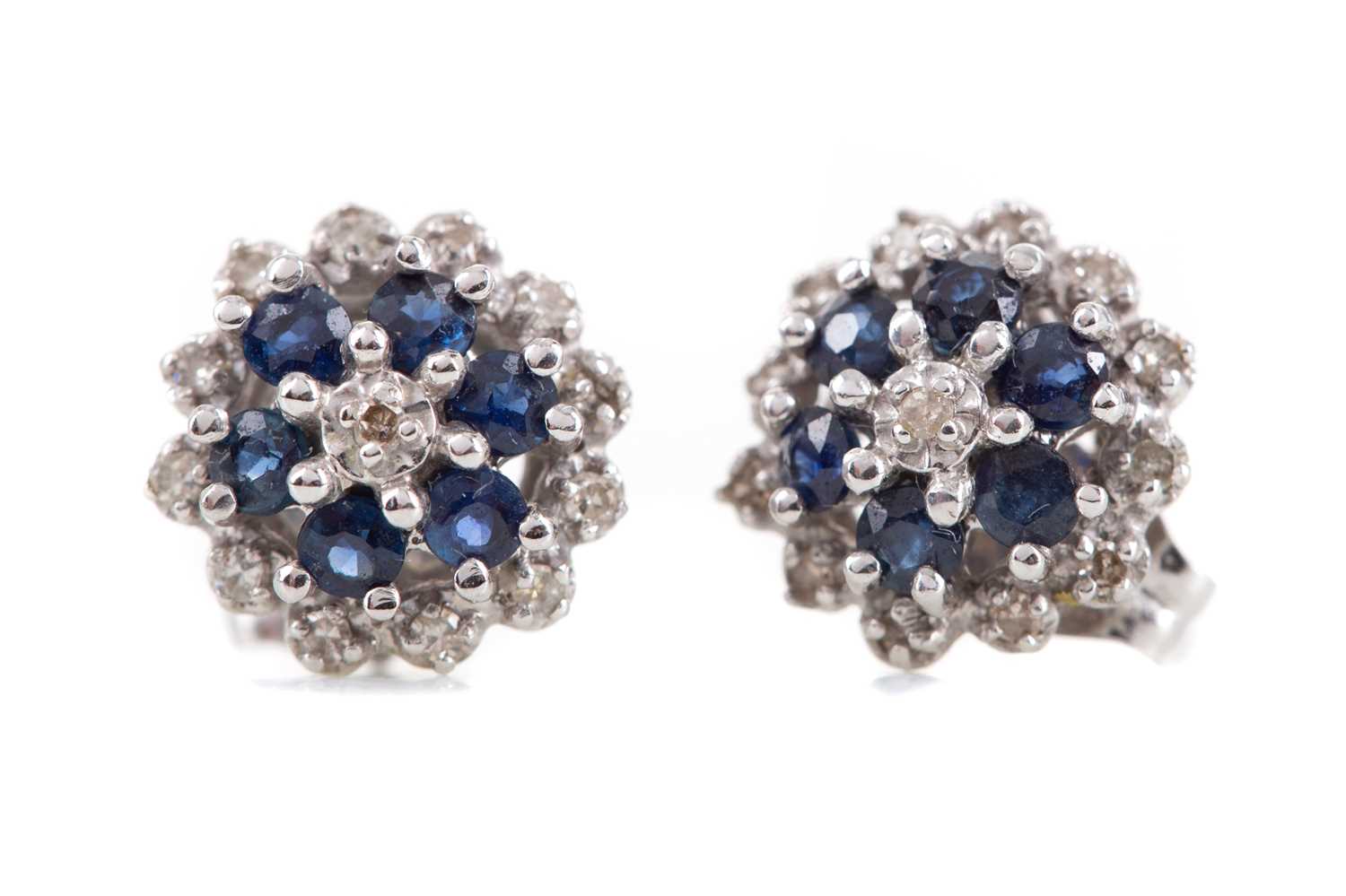 Lot 449 - A PAIR OF SAPPHIRE AND DIAMOND CLUSTER EARRINGS