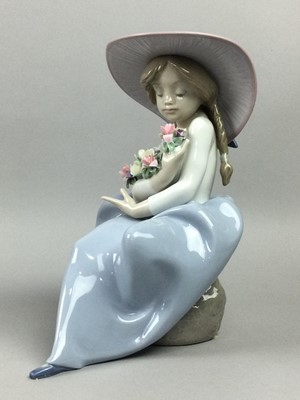 Lot 376 - A LLADRO FIGURE, MASON'S JUG AND A VASE