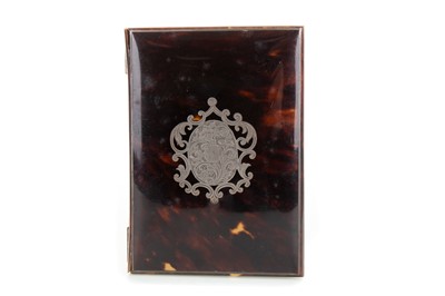 Lot 482 - A VICTORIAN TORTOISESHELL CARD CASE