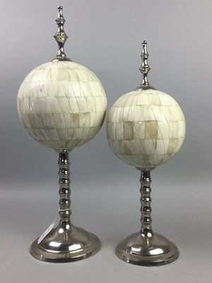 Lot 18 - A PAIR OF GRADUATED TABLE LAMPS BY ECHHOLTS