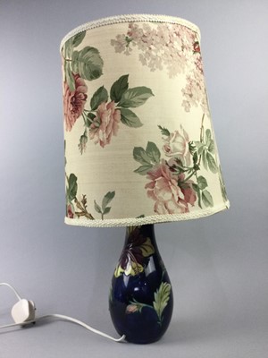 Lot 492 - A MOORCROFT TABLE LAMP WITH SHADE