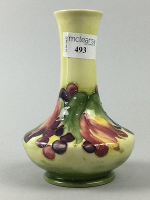 Lot 493 - A MODERN MOORCROFT VASE