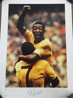 Lot 1619 - A SIGNED LIMITED EDITION PRINT OF PELÉ (EDSON ARANTED DO NASCIMENTO)