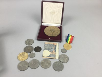 Lot 29 - A COLLECTION OF 20TH CENTURY COINS