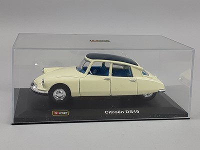 Lot 126A - A LOT OF MODEL VEHICLES