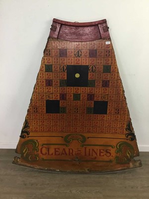 Lot 1047 - AN EARLY 20TH CENTURY FAIRGROUND 'ROLL A WINNER' GAME BOARD