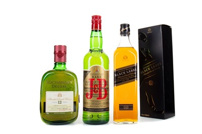 Lot 206 - JOHNNIE WALKER 12 YEAR OLD BLACK LABEL, J&B RARE 75CL AND BUCHANAN'S 12 YEAR OLD DELUXE 75CL