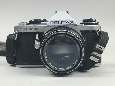 Lot 421 - A LOT OF VINTAGE AND OTHER CAMERAS