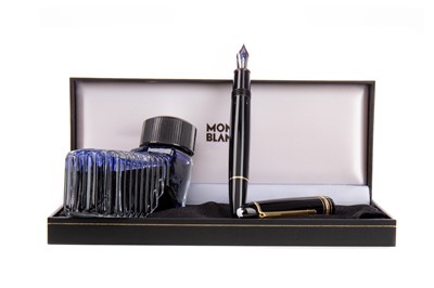 Lot 19 - A MONT BLANC MEISTERSTUCK FOUNTAIN PEN AND MONT BLANC INK