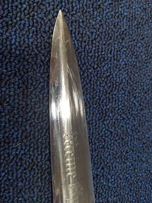 Lot 35 - A THIRD REICH-STYLE 'SS' CEREMONIAL DAGGER