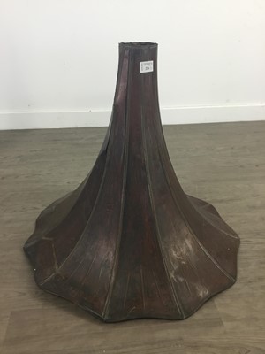 Lot 226 - THREE EARLY 20TH CENTURY TIN GRAPHOPHONE HORNS