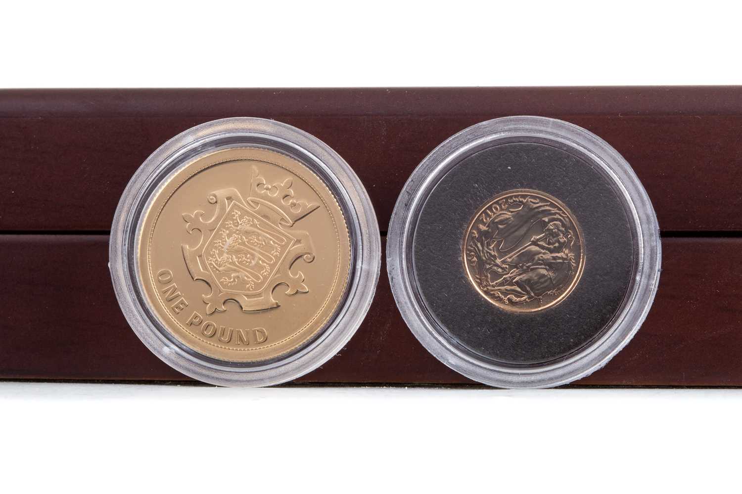 Lot 2 - A GOLD PROOF ONE POUND COIN AND A 2012 QUARTER GOLD SOVEREIGN