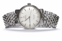 Lot 109 - GENTLEMAN'S OMEGA SEAMASTER DE VILLE STAINLESS...