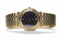 Lot 137 - GENTLEMAN'S GUCCI GOLD PLATED QUARTZ WRIST...