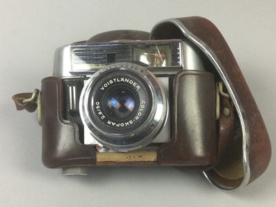 Lot 59 - A GROUP OF CAMERAS