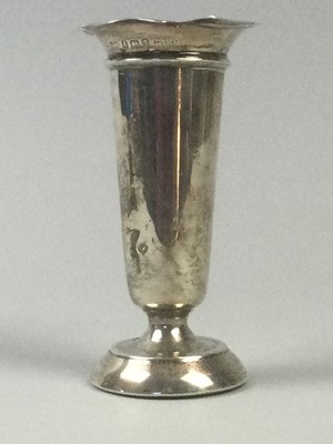 Lot 5 - A GROUP OF SMALL SILVER AND OTHER OBJECTS