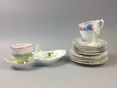 Lot 38 - A TUSCAN PART TEA SERVICE AND OTHER CERAMICS