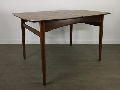 Lot 47 - A 1960S TEAK EXTENDING DINING TABLE AND SIX CHAIRS