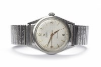 Lot 143 - GENTLEMAN'S OMEGA SEAMASTER STAINLESS STEEL...