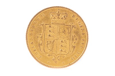 Lot 4 - A VICTORIA GOLD HALF SOVEREIGN DATED 1851