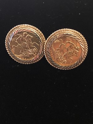 Lot 5 - A PAIR OF VICTORIA GOLD SOVEREIGN CUFFLINKS