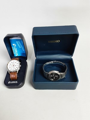 Lot 170 - A GROUP OF DRESS WATCHES AND COSTUME JEWELLERY