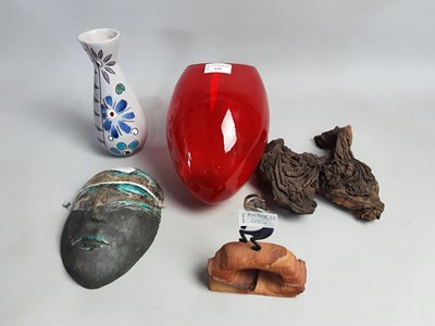 Lot 335 - A COLLECTION OF VINTAGE ITEMS
