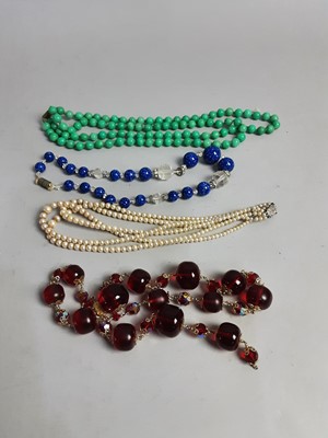 Lot 336 - A COLLECTION OF COSTUME JEWELLERY