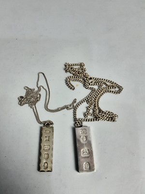 Lot 338 - A COLLECTION OF SILVER AND OTHER JEWELLERY