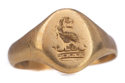 Lot 1230 - A GOLD SEAL RING