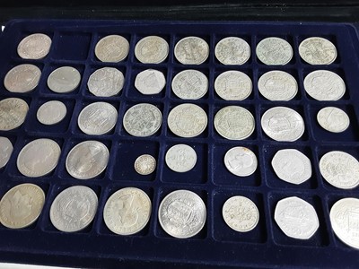 Lot 404 - A CASE OF BRITISH COINS