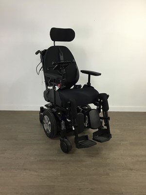 Lot 450 - A QUANTUM Q4 POWER WHEELCHAIR