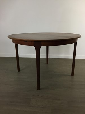 Lot 480 - A MCINTOSH OF KIRKCALDY TEAK CIRCULAR DINING TABLE AND FOUR CHAIRS